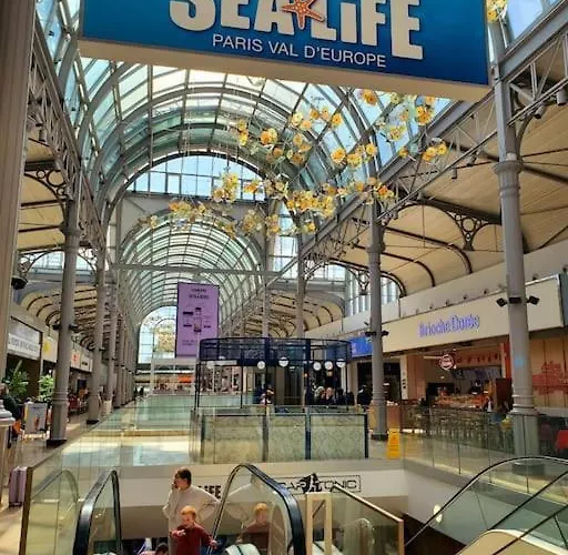 Luxury 아파트 세리스