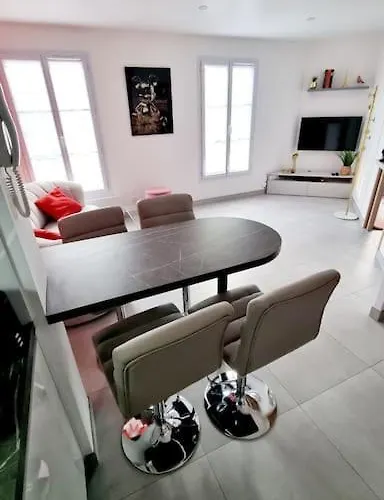 Luxury 아파트 세리스